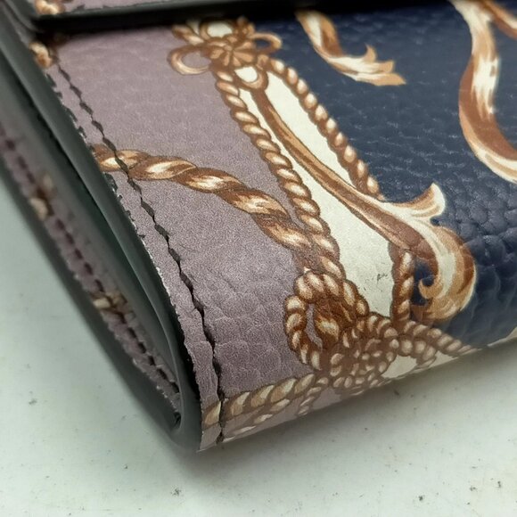 Authentic Salvatore Ferragamo Pink PVC Wallet mn208-113025 - Picture 5 of 9